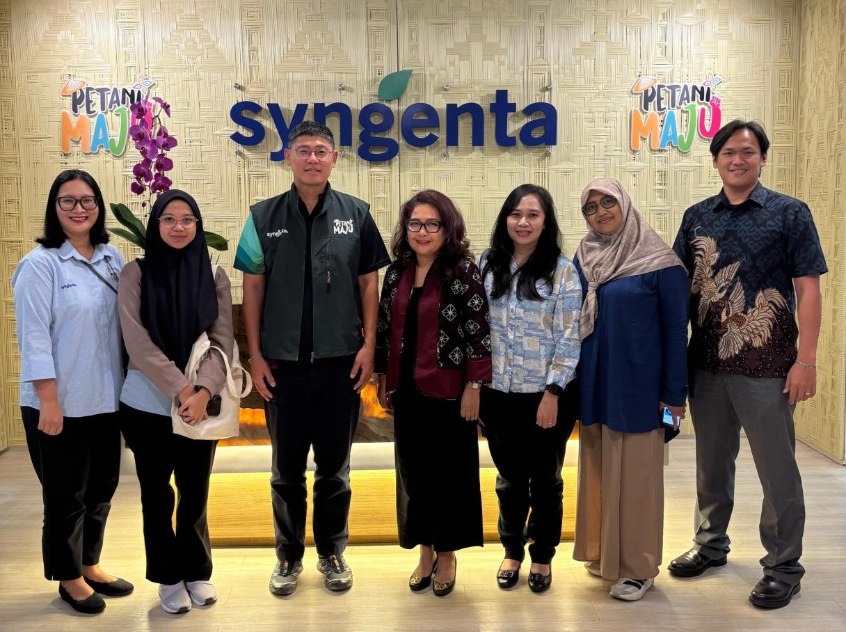Kunjungan Asisten Deputi Peningkatan Daya Saing Produk Pertanian ke kantor  Syngenta Indonesia membahas pemberdayaan petani kecil