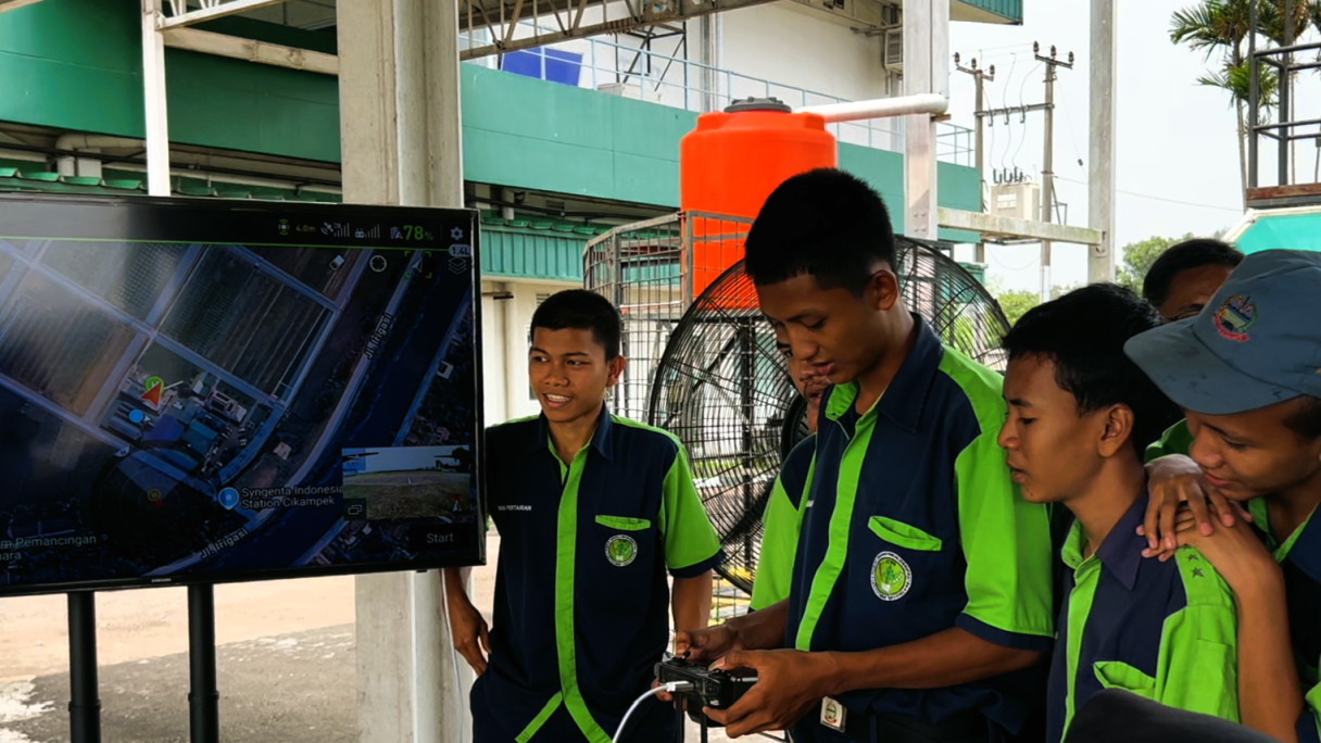 Kunjungan siswa SMKN Pertanian Karawang ke CPD Syngenta Cikampek
